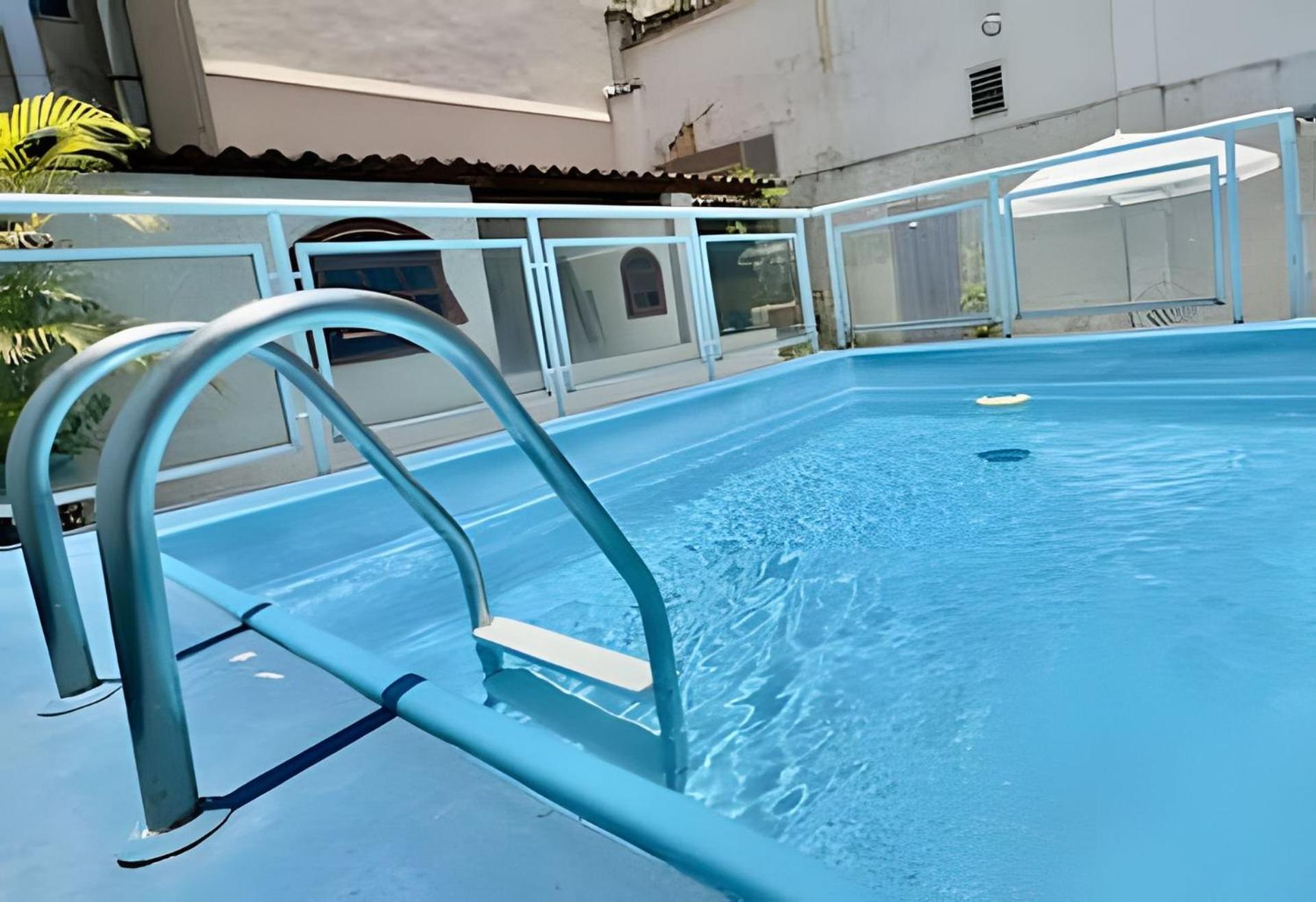 Hr.113 - Recentemente Reformado Com 2 Alugar No Posto 10 De Ipanema Río de Janeiro