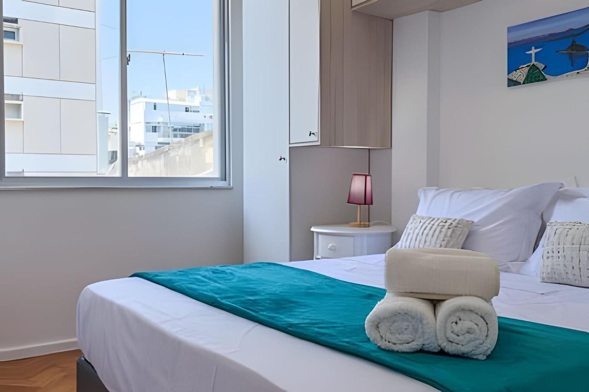 Hr.113 - Recentemente Reformado Com 2 Alugar No Posto 10 De Ipanema Appartement *